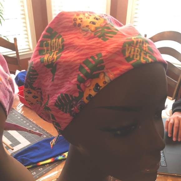 Fitted scrub cap - Picture 2 of 2